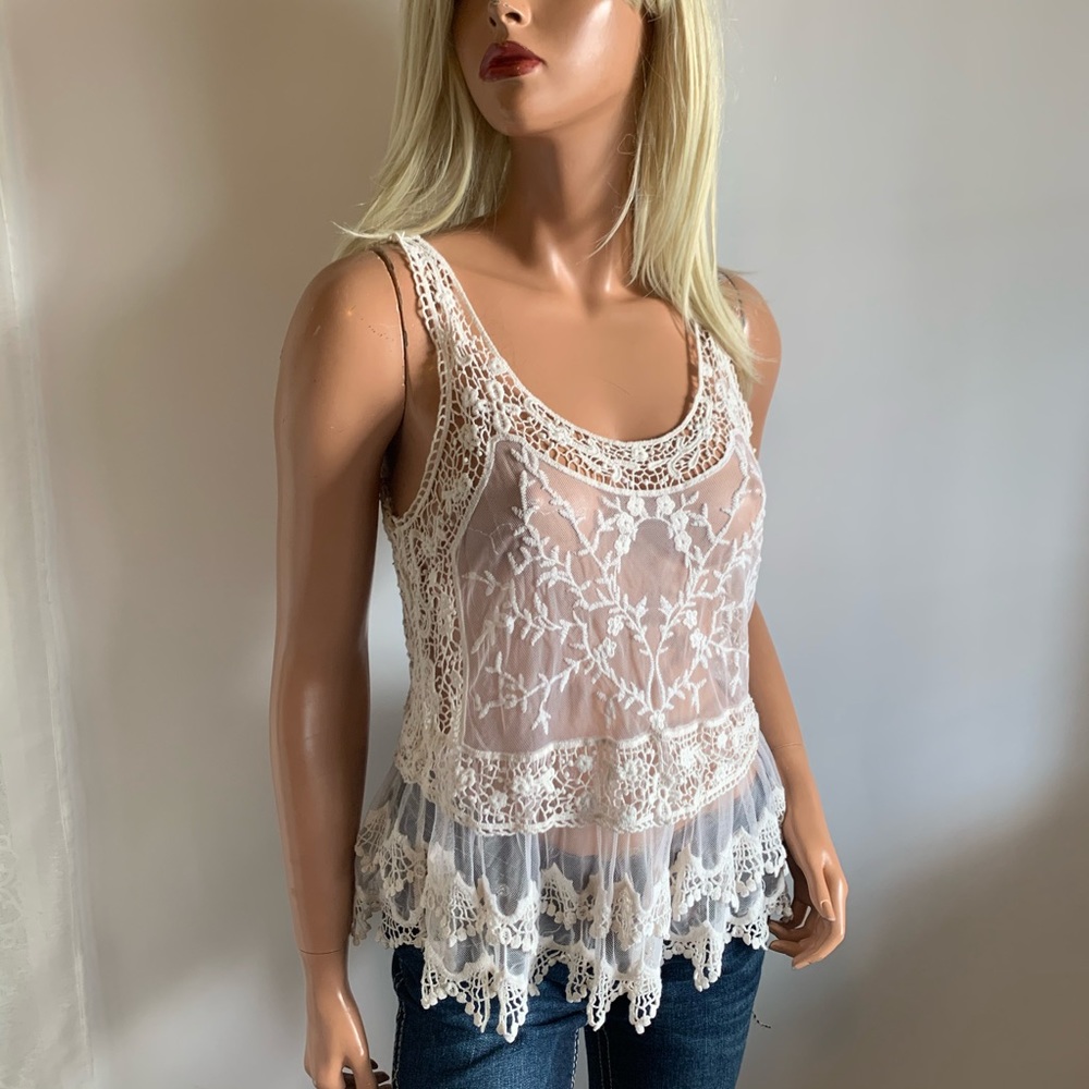 NWT Express Baroque Tiered Ivory Lace Tank - Picture 7 of 8